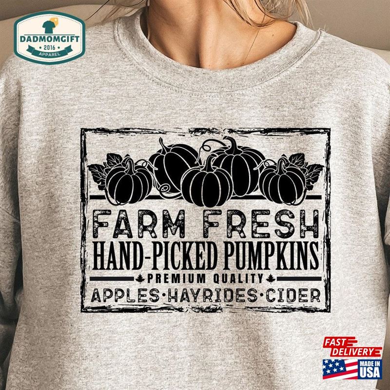 Farm Fresh Hand Picked Pumpkins Sweatshirt Retro Pumpkin Shirt Season T-Shirt