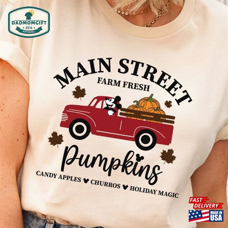 Farm Fresh Pumpkin Shirt Fall Crewneck Sweatshirt Classic T-Shirt