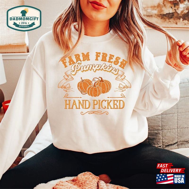 Farm Fresh Pumpkins Hand Picked Sweatshirt Harvest Pumpkin Festival Sweater Retro Shirt Unisex Hoodie