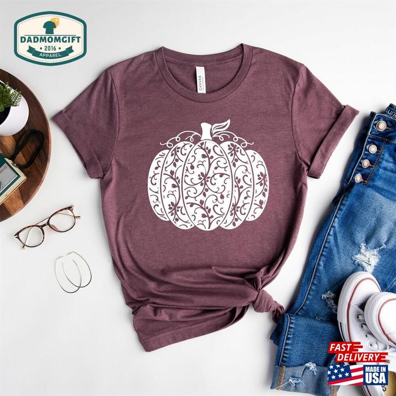 Floral Pumpkin Shirt Fall T-Shirts For Women Classic T-Shirt