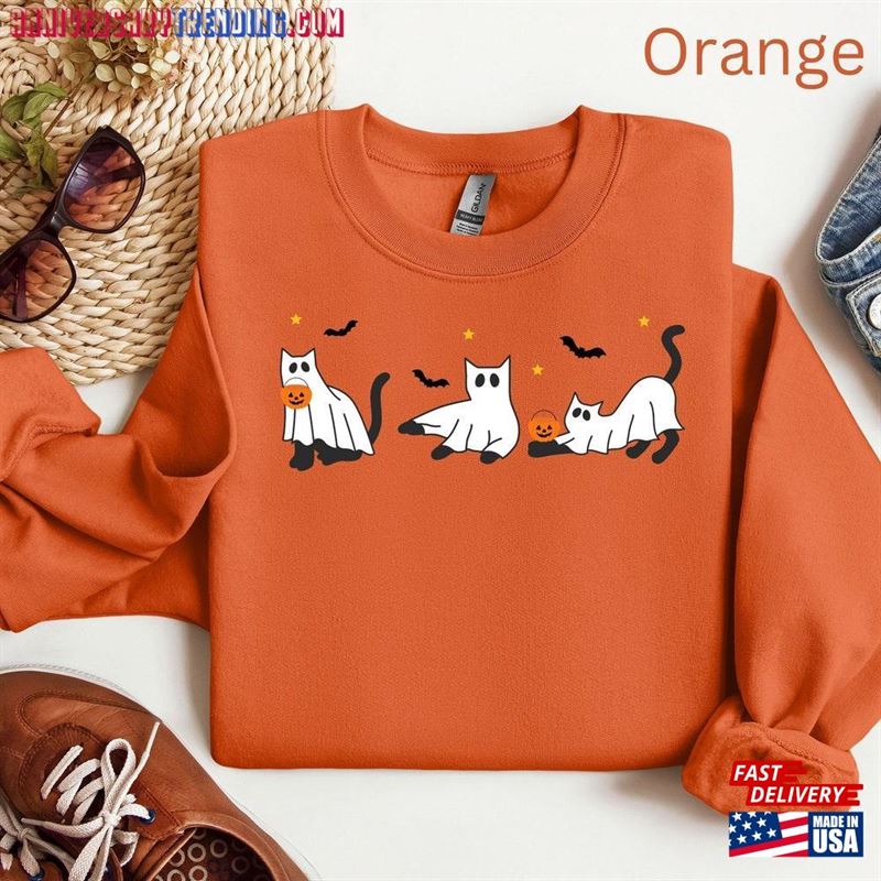 Gildan Cat Ghost Sweatshirt Halloween Lovers T-Shirt Hoodie