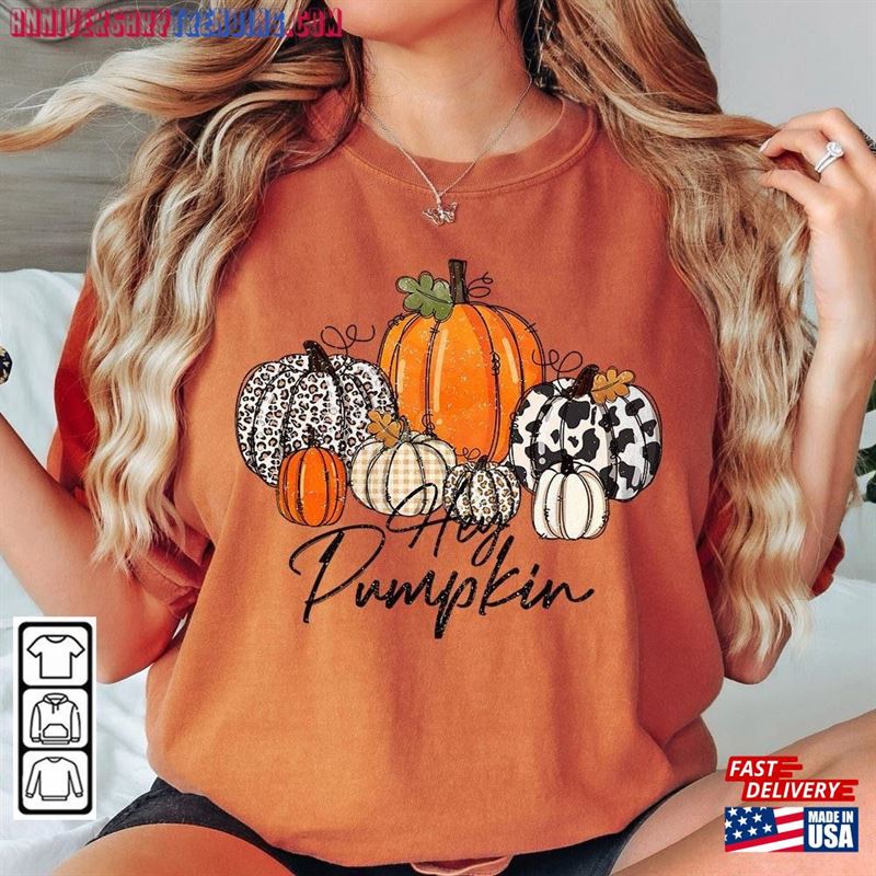 Halloween Hey Pumpkin Comfort Colors Sweatshirt 2023 Tee Spooky Vibes Shirt Classic