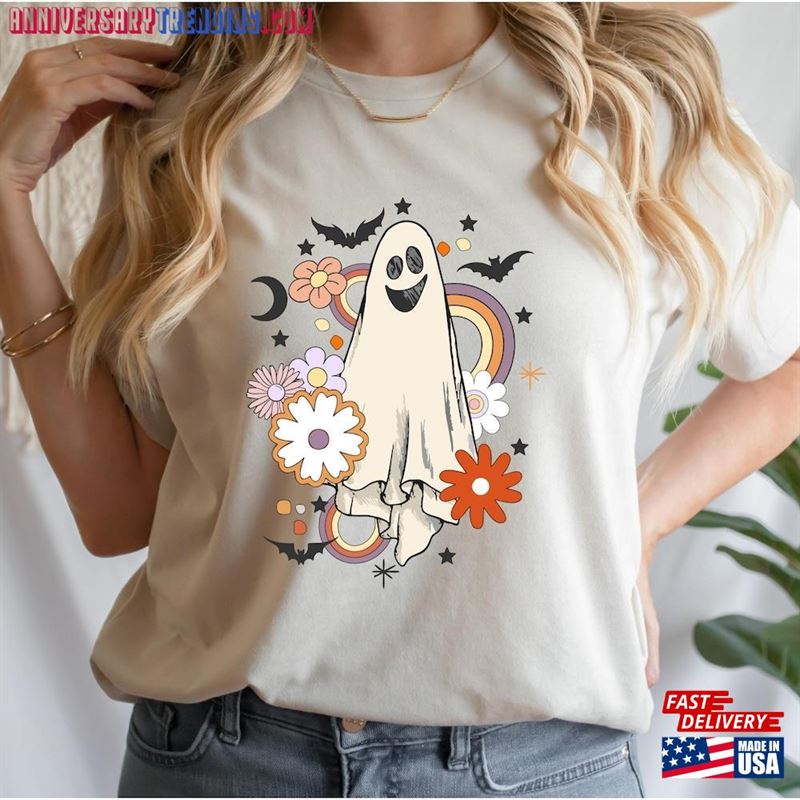 Halloween Retro Ghost Shirt Spooky Season T-Shirt Tee Classic