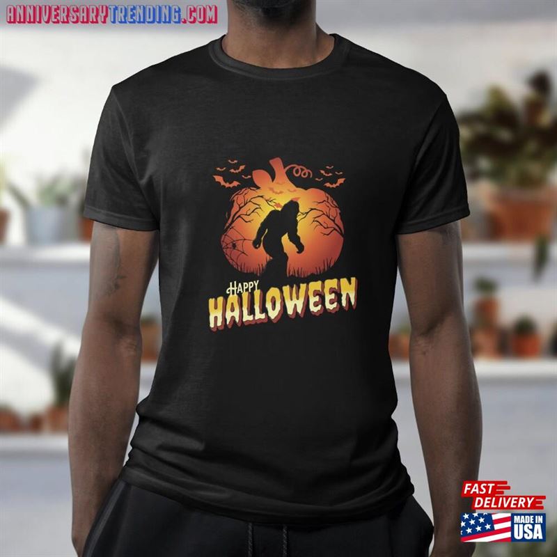 Happy Halloween T-Shirt Classic