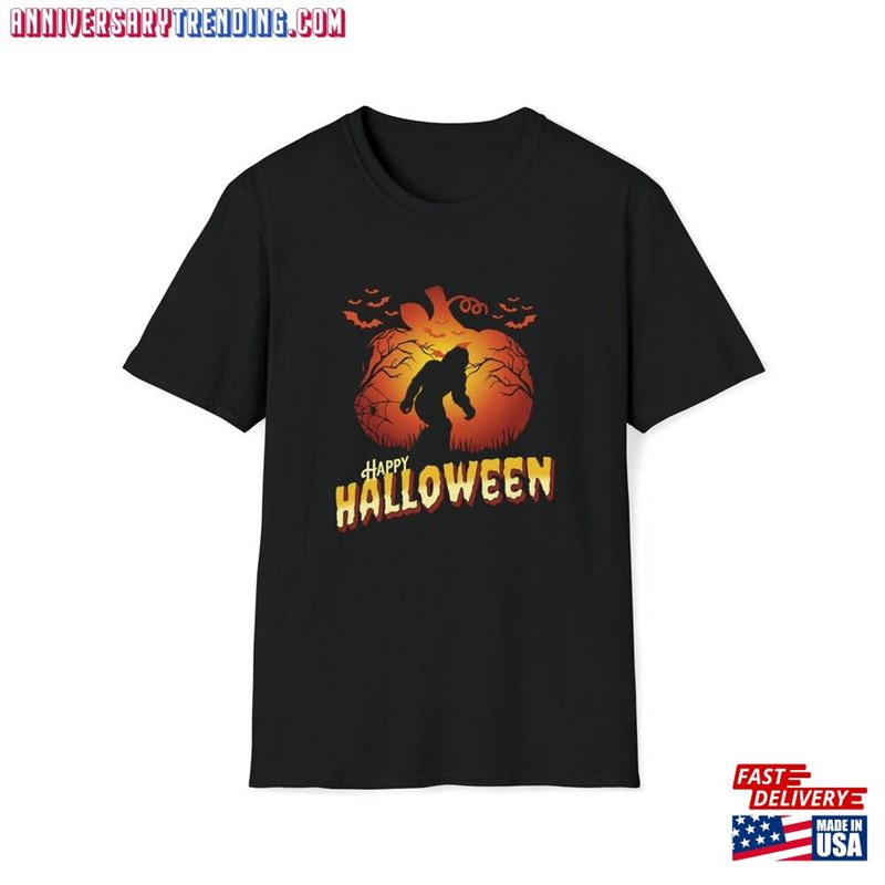 Happy Halloween T-Shirt Classic