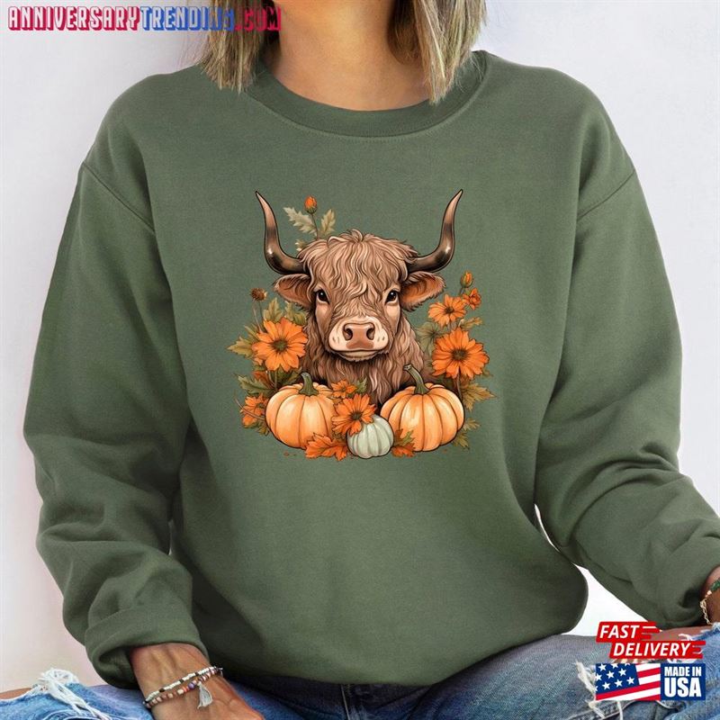 Howdy Fall Cow Sweatshirt Pumpkin Sweater Western Shirt Classic Hoodie