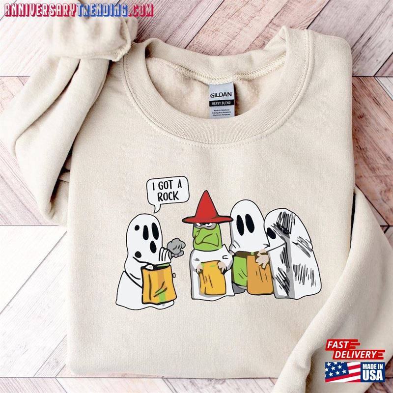 I Got A Rock Halloween Sweatshirt Cute Fall Shirt Womens Ghost T-Shirt Unisex