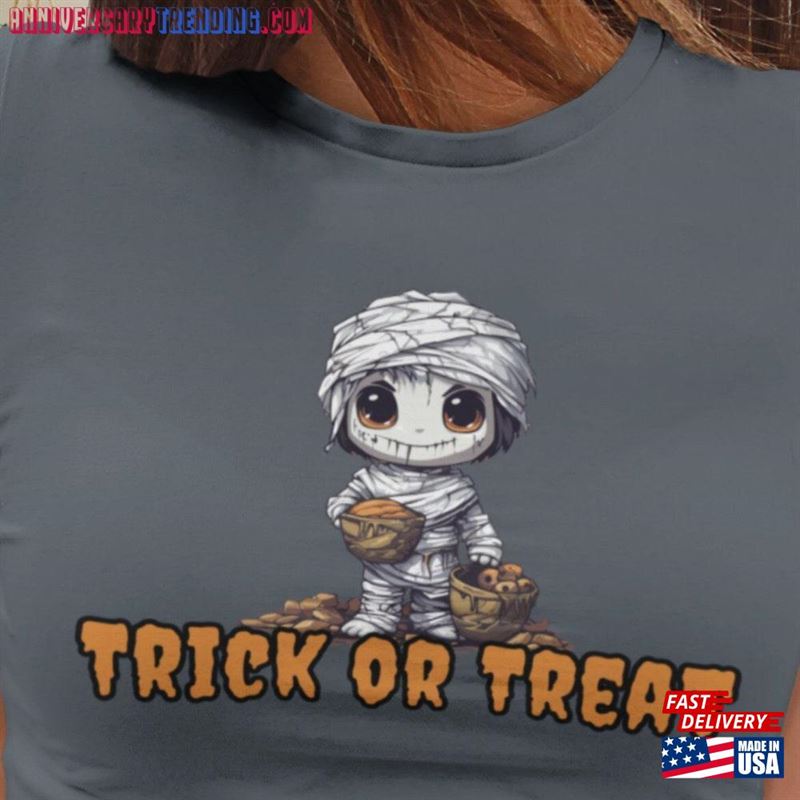 Mummy Trick Or Treat Halloween Shirt Sweatshirt Unisex