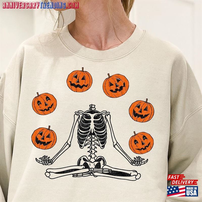 Pumpkin Halloween Sweatshirt Skeleton Shirt T-Shirt