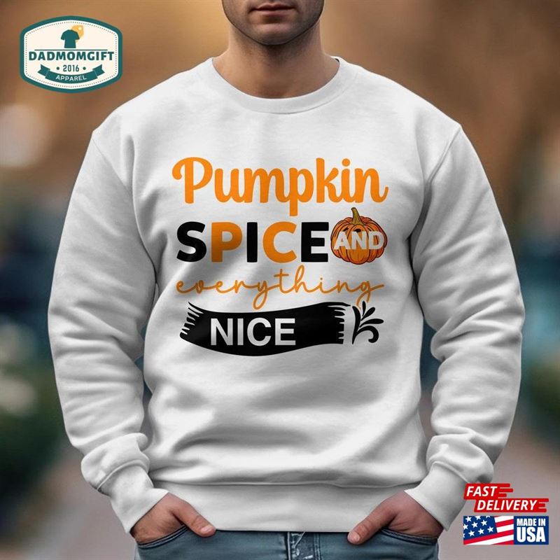 Pumpkin Spice Season T-Shirt Fall Shirt Cute Womens Classic Sweatshirt