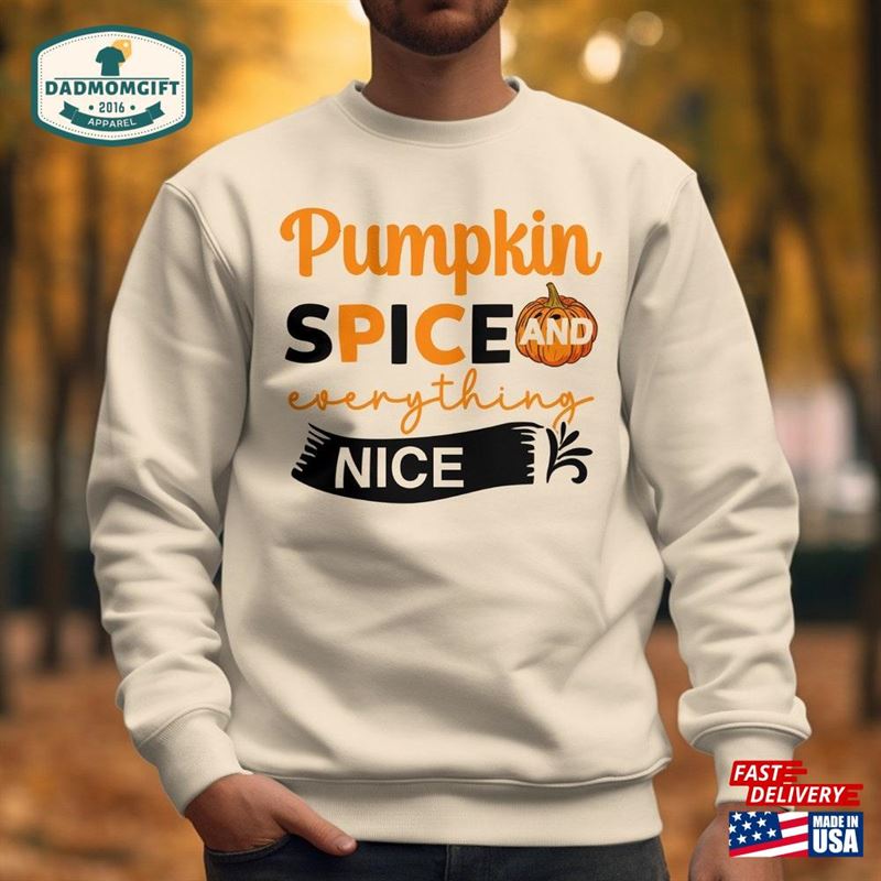 Pumpkin Spice Season T-Shirt Fall Shirt Cute Womens Classic Sweatshirt