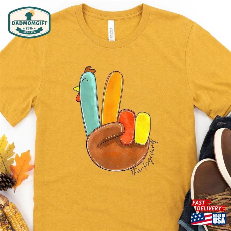 Retro Peace Sign Turkey Shirts Vintage Thanksgiving Shirt Hello Sweatshirt T-Shirt