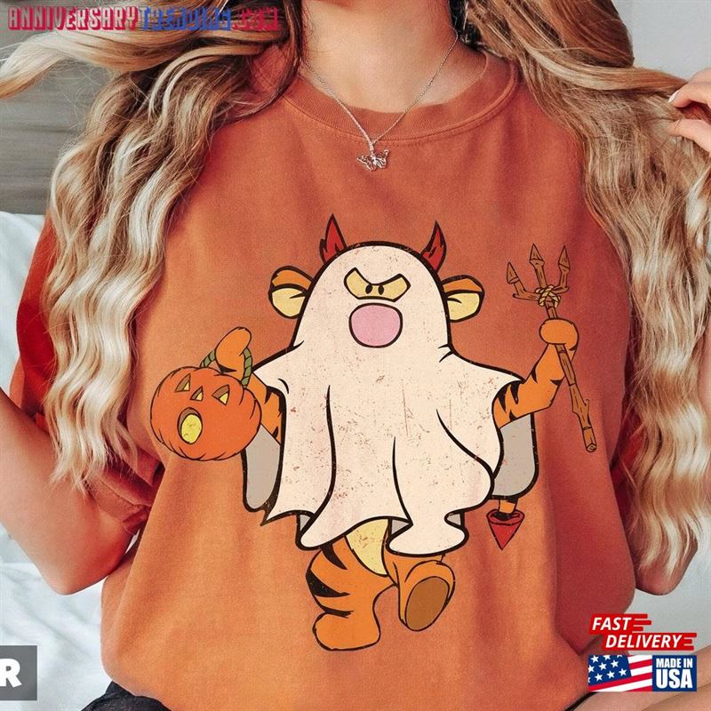 Retro Tigger Ghost Halloween Shirts Winnie The Pooh Shirt Spooky Season Unisex Hoodie