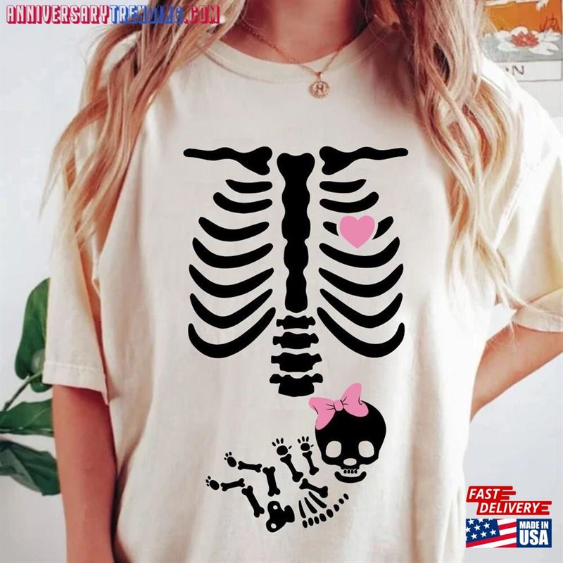 Skeleton Halloween Maternity Comfort Colors Shirt New Baby Girl Pregnancy Announcement  Pregnant Women T-Shirt Hoodie