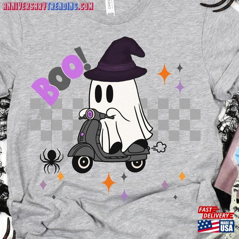 Spooky Season T-Shirt Retro Halloween Shirt Vibes Classic Sweatshirt