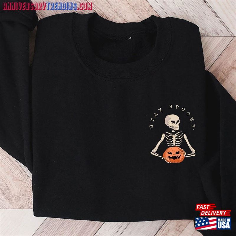 Stay Spooky Sweatshirt Minimal Halloween Sweater Skeleton Pocket T-Shirt Unisex