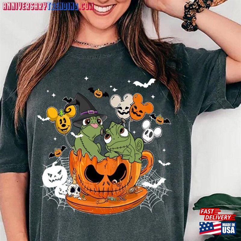 Tangled Pascal Halloween Comfort Color Shirt T-Shirt Hoodie