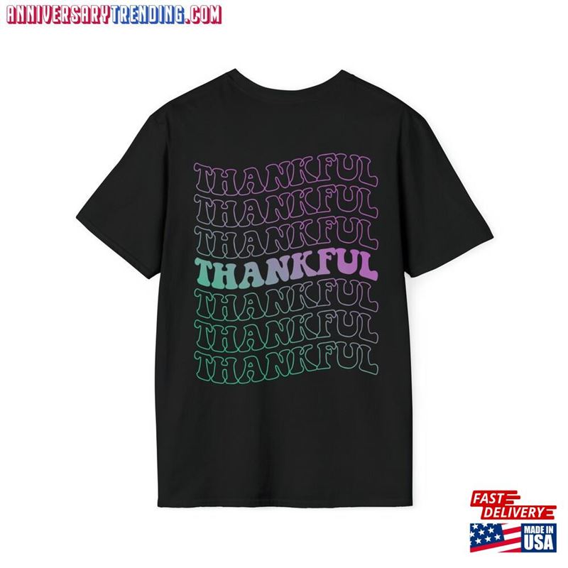 Thankful Groovy T-Shirt Fall Vibes Unique Thanksgiving Tee Retro Cute Gift Unisex Sweatshirt