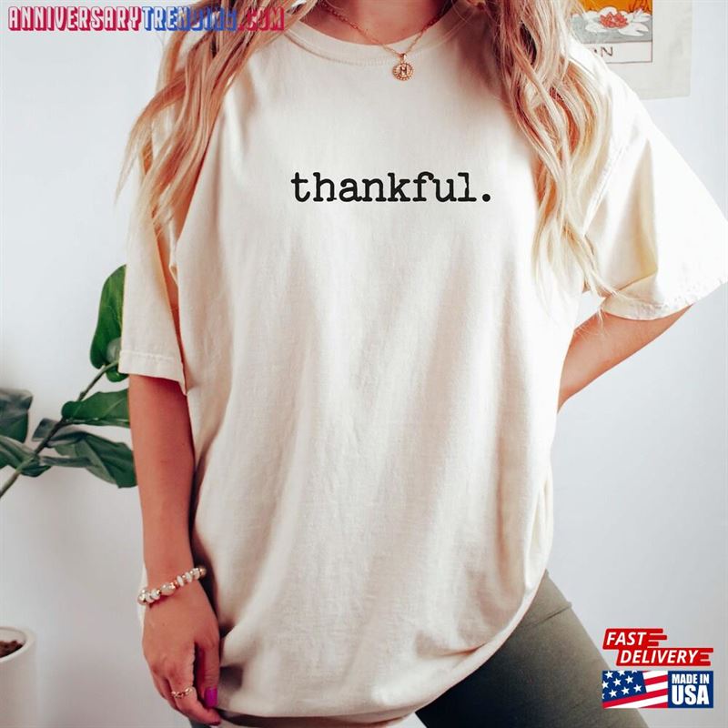 Thankful Shirt Thanksgiving Pumpkin Classic T-Shirt