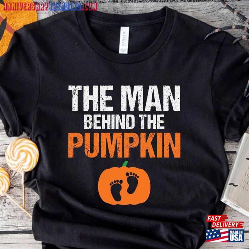 The Man Behind Pumpkin Shirt Mens Halloween Pregnancy Baby Announcement T-Shirt For Dad Unisex Hoodie