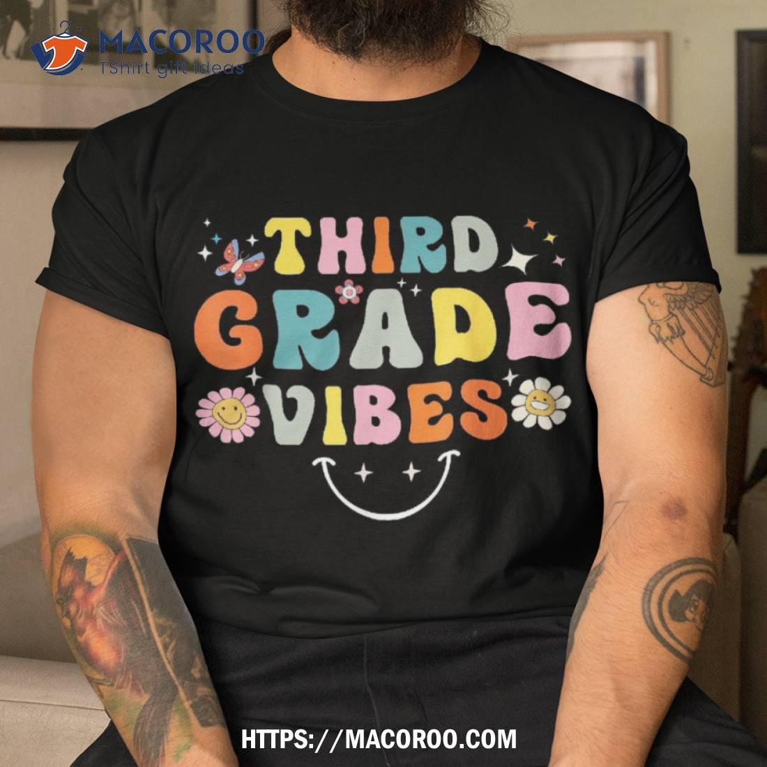 Third Grade Vibes Retro First Day Of School 3rd Team Shirt