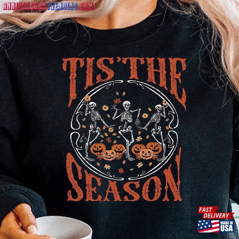 This Is The Season To Be Spooky Sweatshirt Halloween  T-Shirt Hoodie