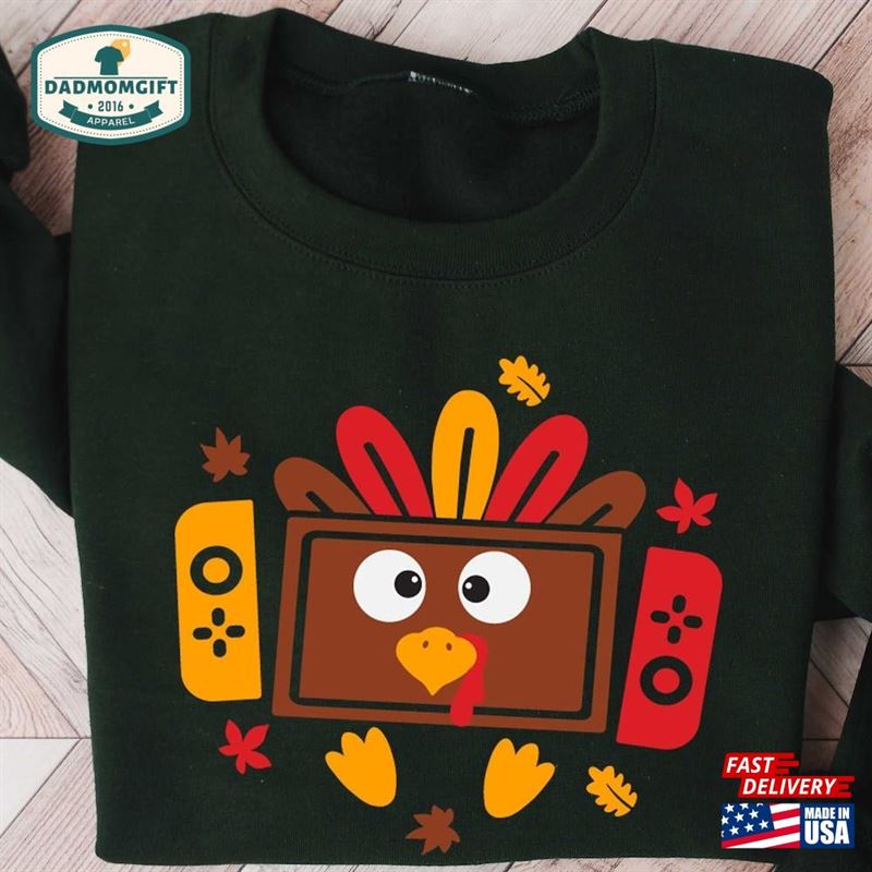 Turkey Gaming Shirt Thanksgiving Sweatshirt Coolest In Town Hoodie T-Shirt