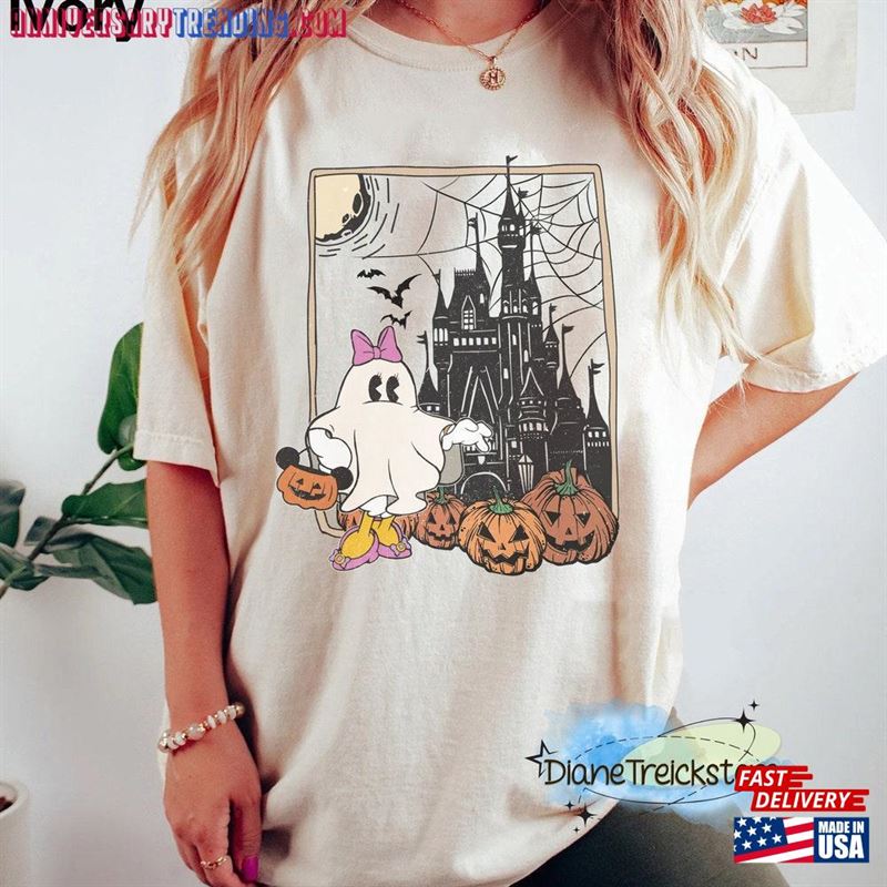 Vintage Daisy Duck Ghost Shirt Magic Kingdom Halloween Unisex Sweatshirt