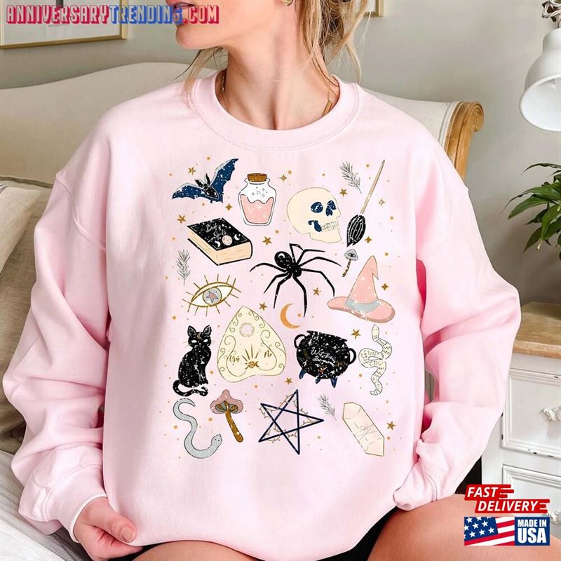 Vintage Halloween Doodles Sweater Retro Witchy Things Spooky Squad Comfort Color Shirt Skeleton Unisex T-Shirt Hoodie Classic