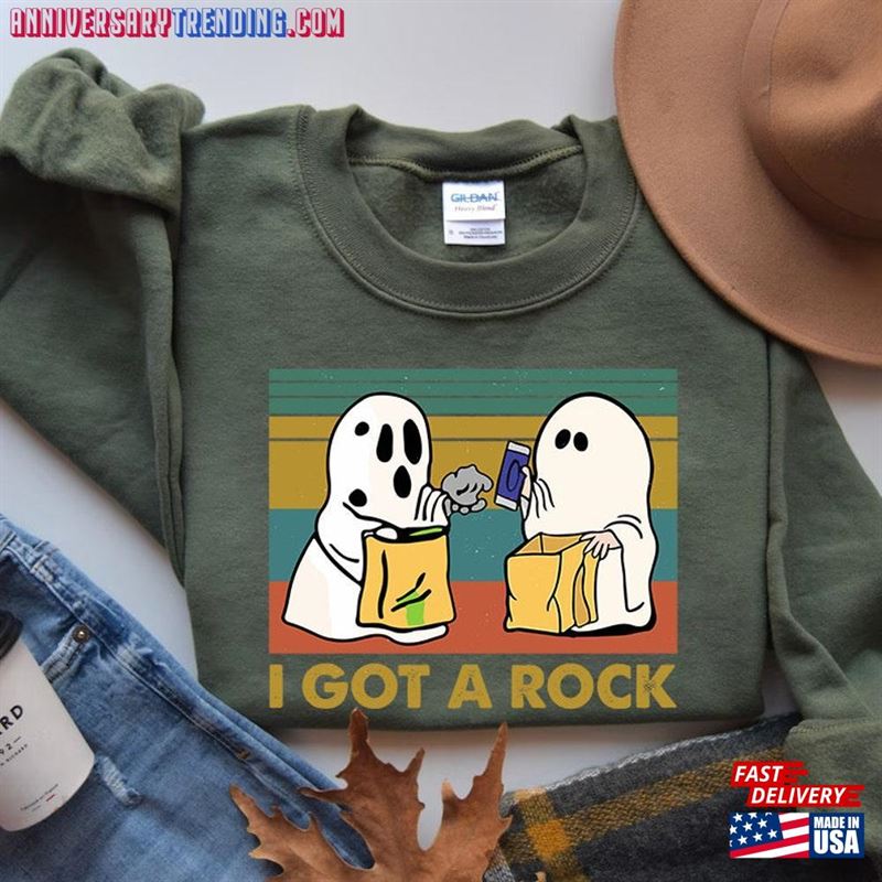 Vintage I Got A Rock Halloween Sweatshirt Party 2023 Shirt Cute Little Ghosts Hoodie