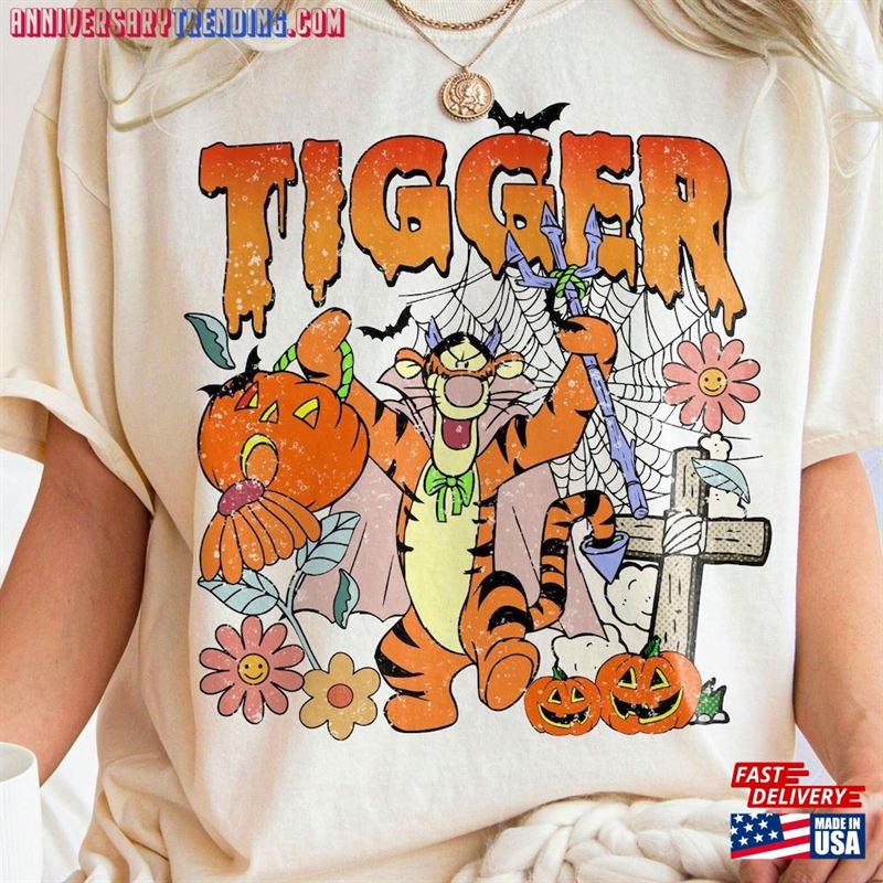 Winnie The Pooh Tigger Happy Halloween Shirt Hoodie Sweatshirt