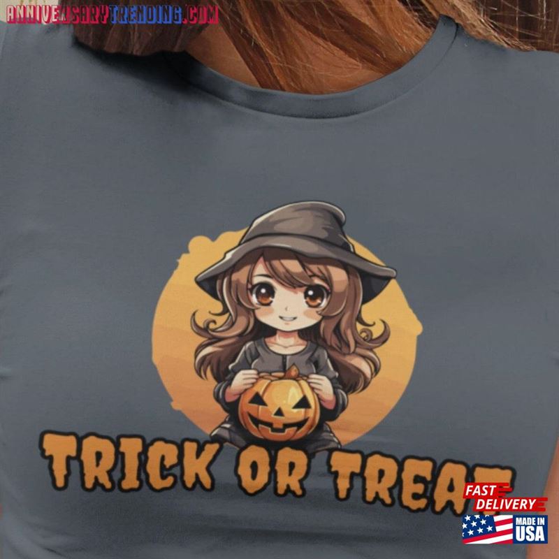 Witch Trick Or Treat Halloween Shirt Sweatshirt T-Shirt