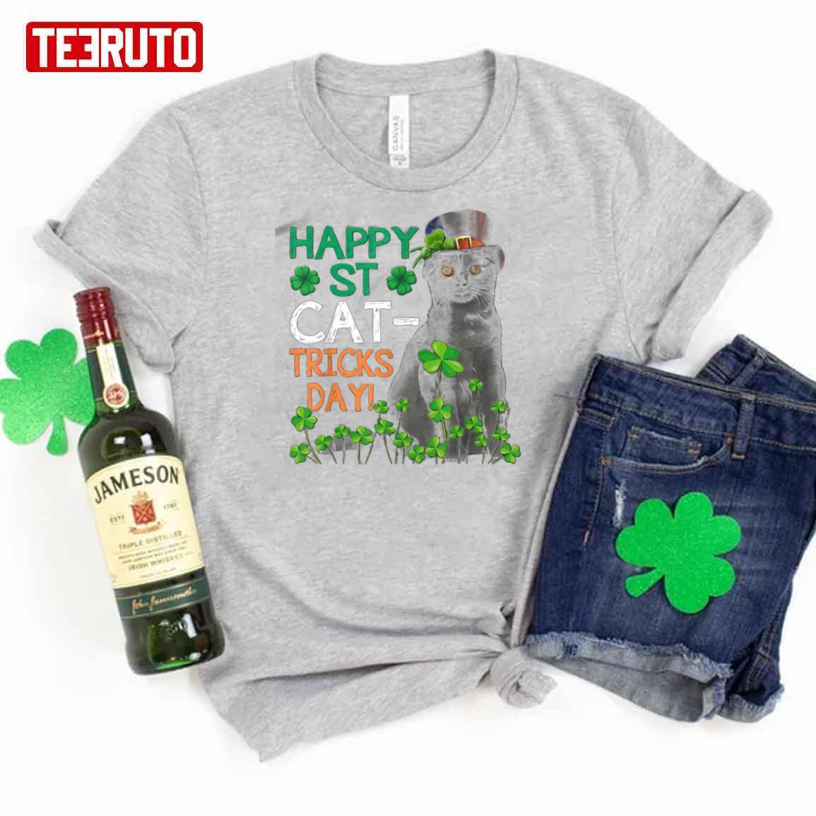 Happy St Cat-Tricks Day Cat With Leprechaun Hat Unisex T-Shirt