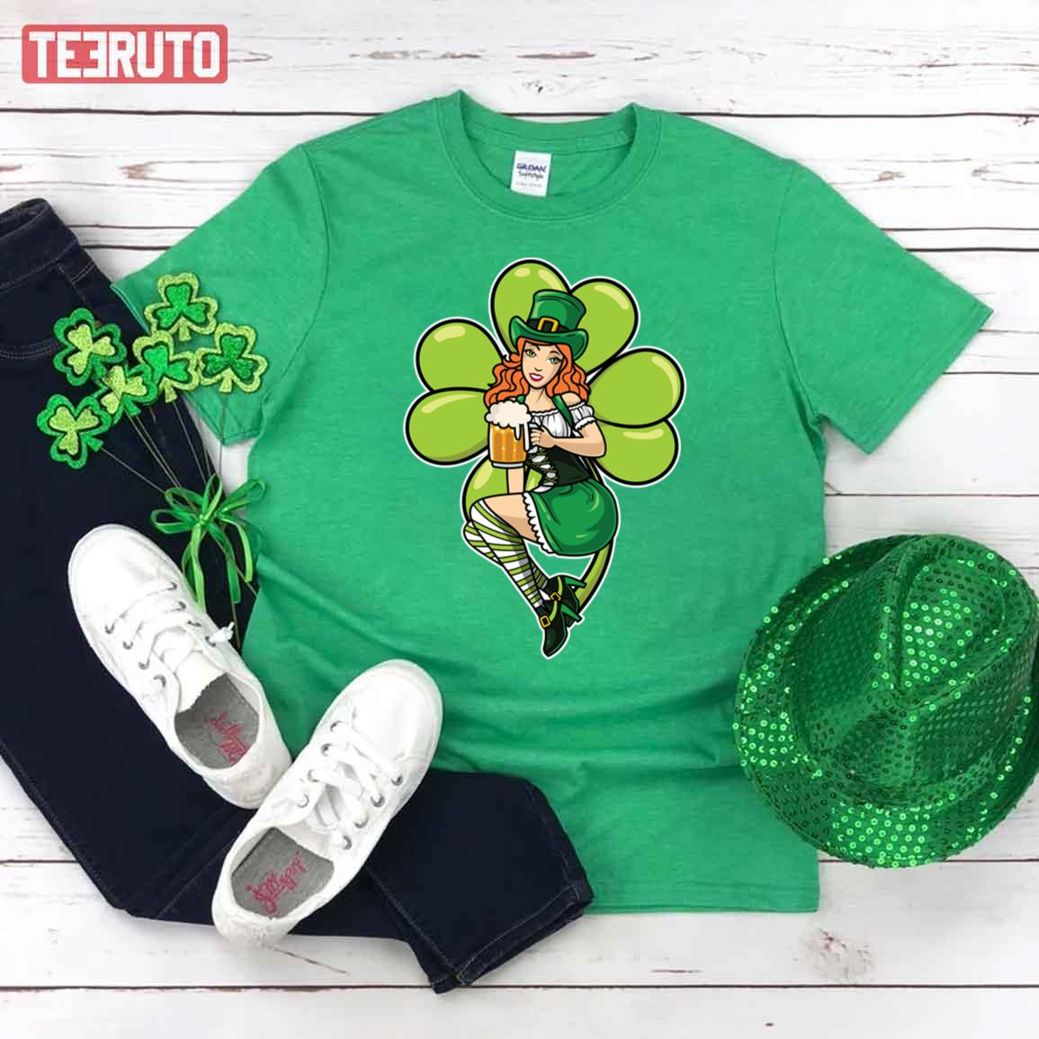 Sexy Irish Girl St Patricks Day Red Head Saint Paddys Unisex T-Shirt